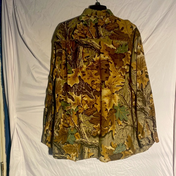 Cabela X-large camouflage shirt - Picture 2 of 2
